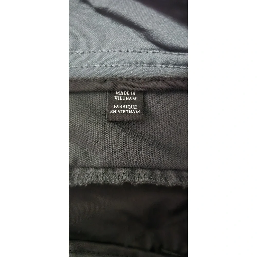 OOBE Lightweight Mens Shorts SZ 32‎ Black Cargo Elastic Waist Stretch